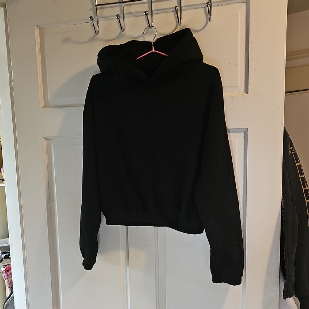 Zara Black Cropped Hoodie